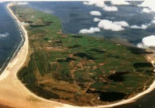 Luchtfoto van het Waddeneiland Ameland